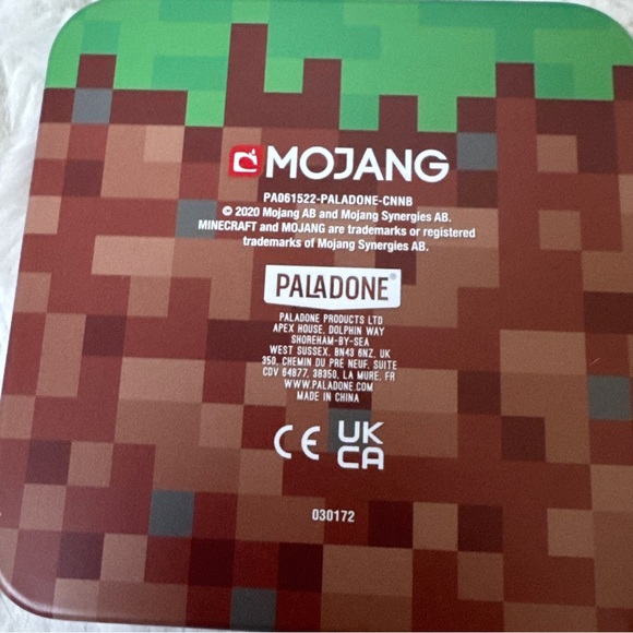 Minecraft Playing Cards Tin - Picture 3 of 3